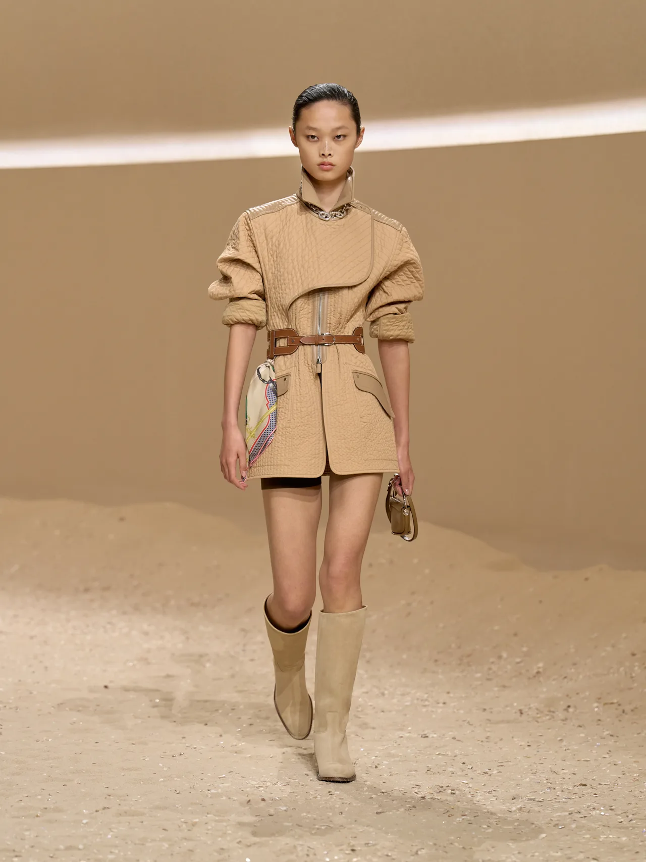 Sơ mi dáng dài Hermès