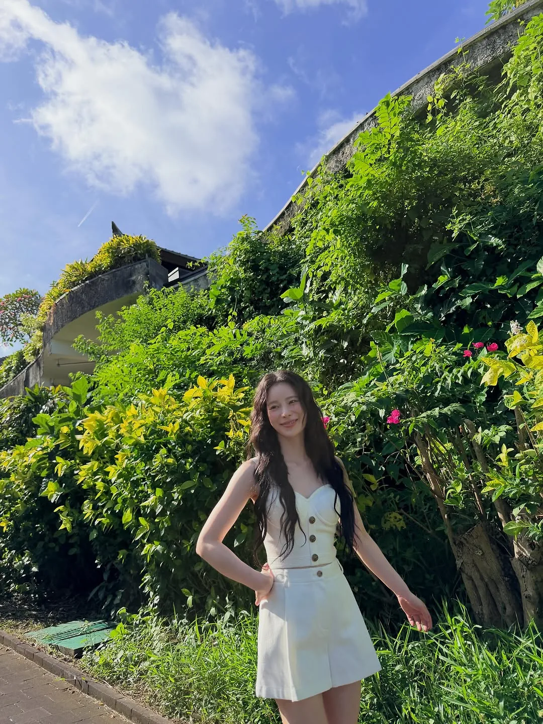 Thời trang Lim Ji Yeon ngoài đời