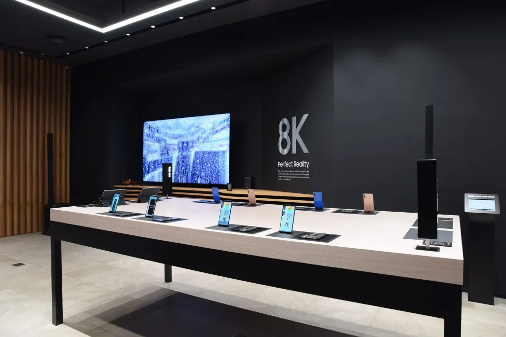 Samsung Showcase 10