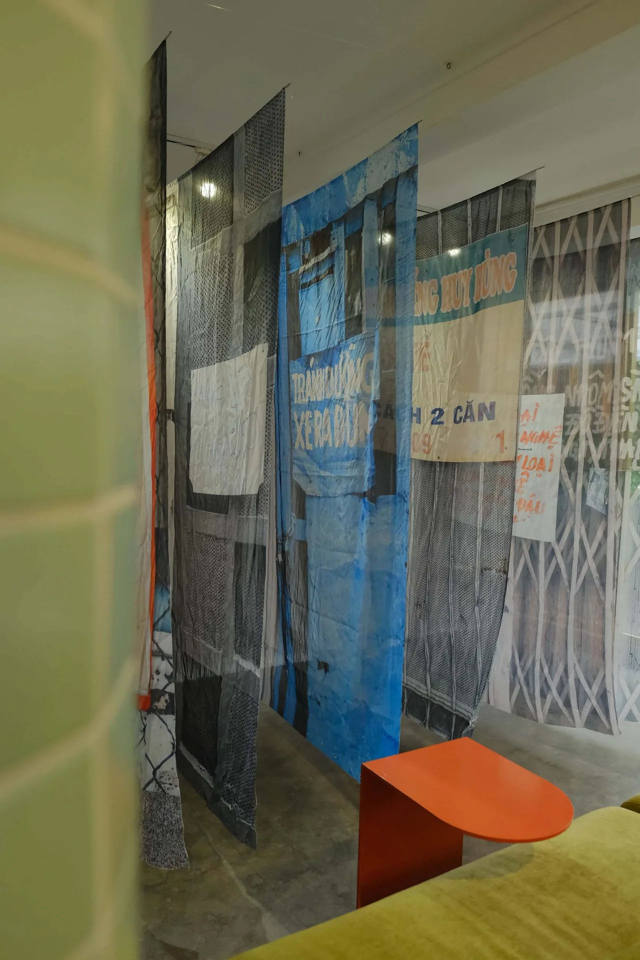 The Showcase: Dan Ni và nghệ thuật của sự cô đơn thành thị