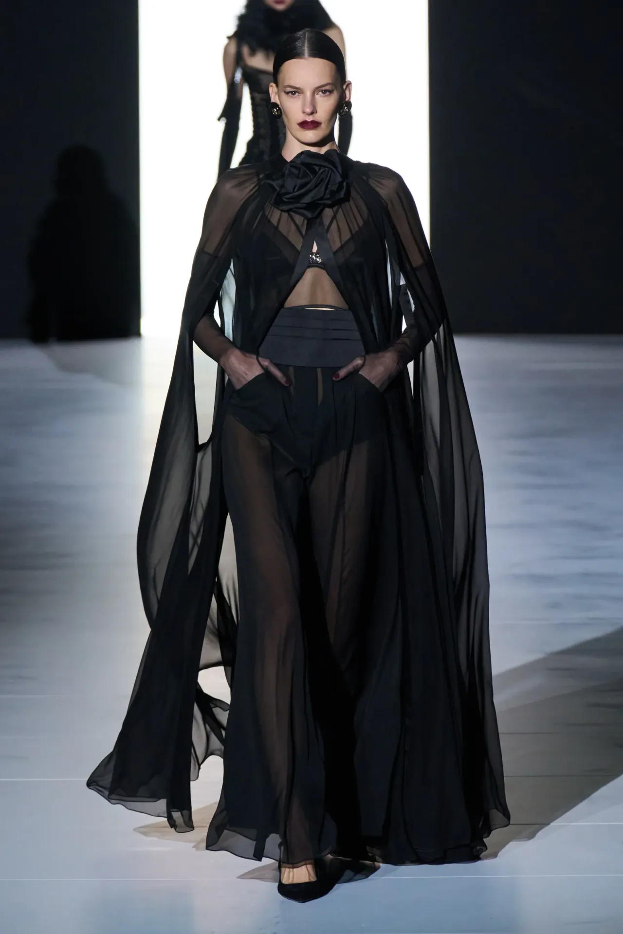 00033-dolce-e-gabbana-fall-2023-ready-to-wear-credit-gorunway