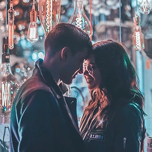 9 điểm khác biệt giữa tình yêu chân thật và “cơn say nắng” nhất thời