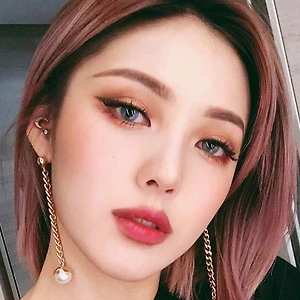 trang điểm mắt 02