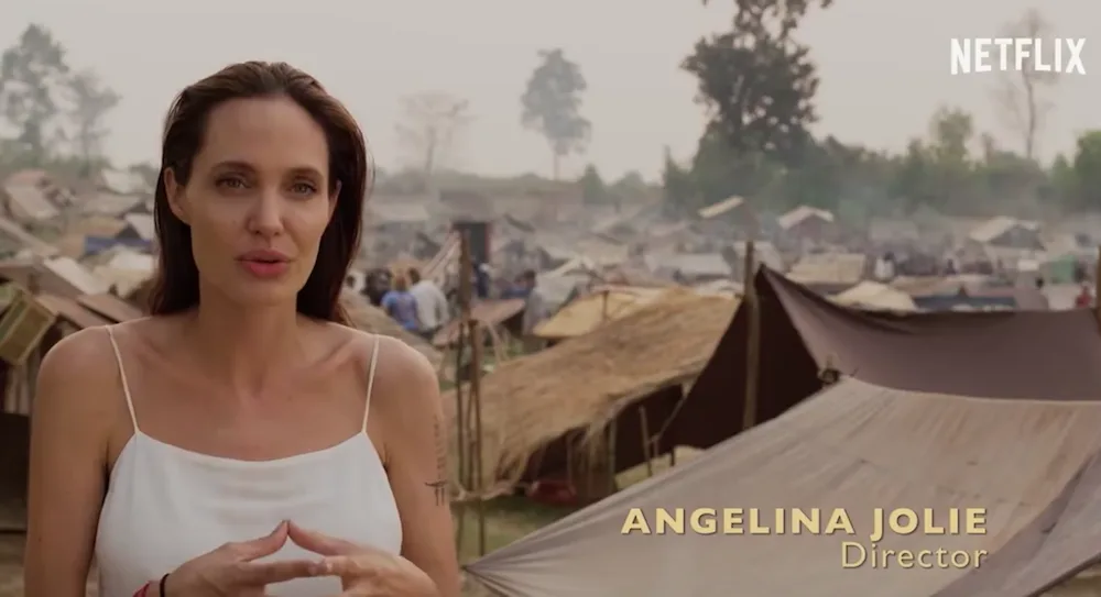 angelina jolie - elle vietnam 4
