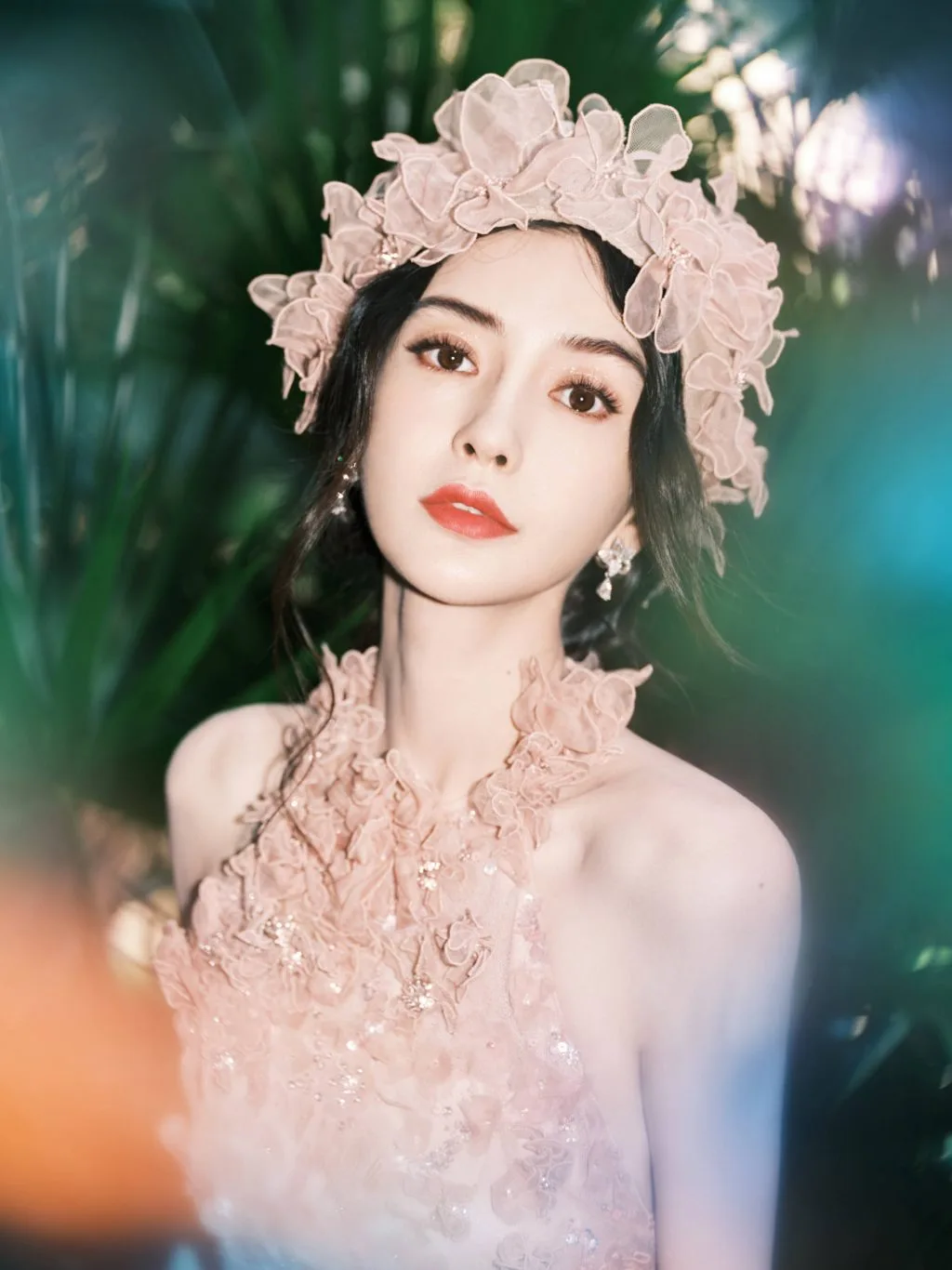 Angela Baby khoe nhan sắc kiều diễm trên thảm đỏ GQ 2021 Angela Baby khoe nhan sắc kiều diễm trên thảm đỏ GQ 2021