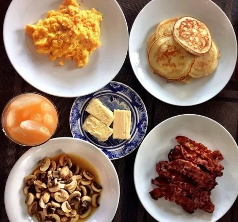 Bữa ăn sáng do Tăng Thanh Hà chuẩn bị thật chu đáo cho chồng mình