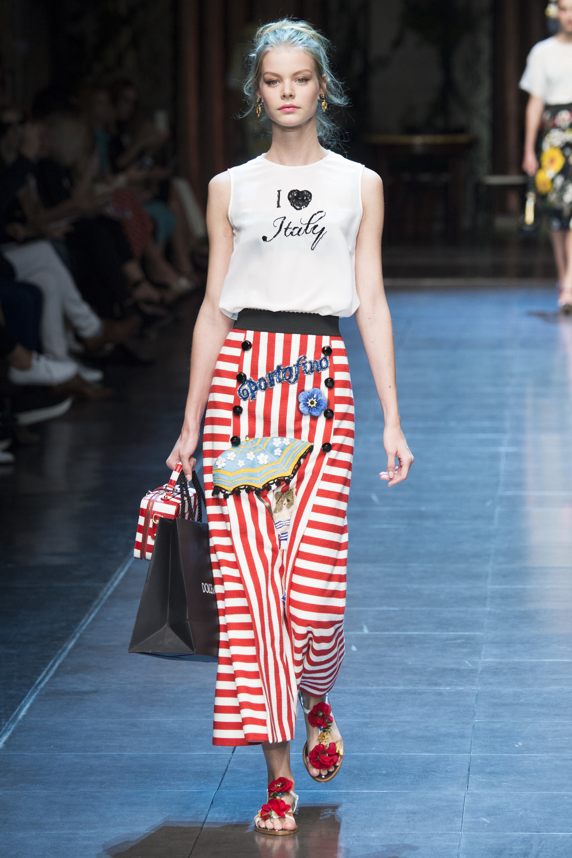 Bộ sưu tập Dolce&Gabbana Xuân Hè 2016 - Ellevn