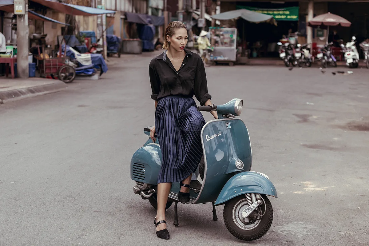 Minh Triệu cũ và mới cùng Lam giữa phố Sài Gòn