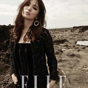 ELLE tháng 07 /2016 – Nghệ sĩ và thiện tâm