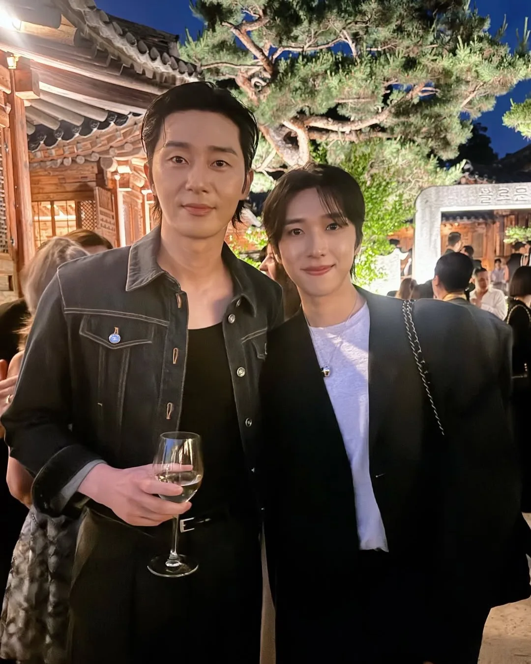 Park Seo Joon và Nicholas Edward Choi