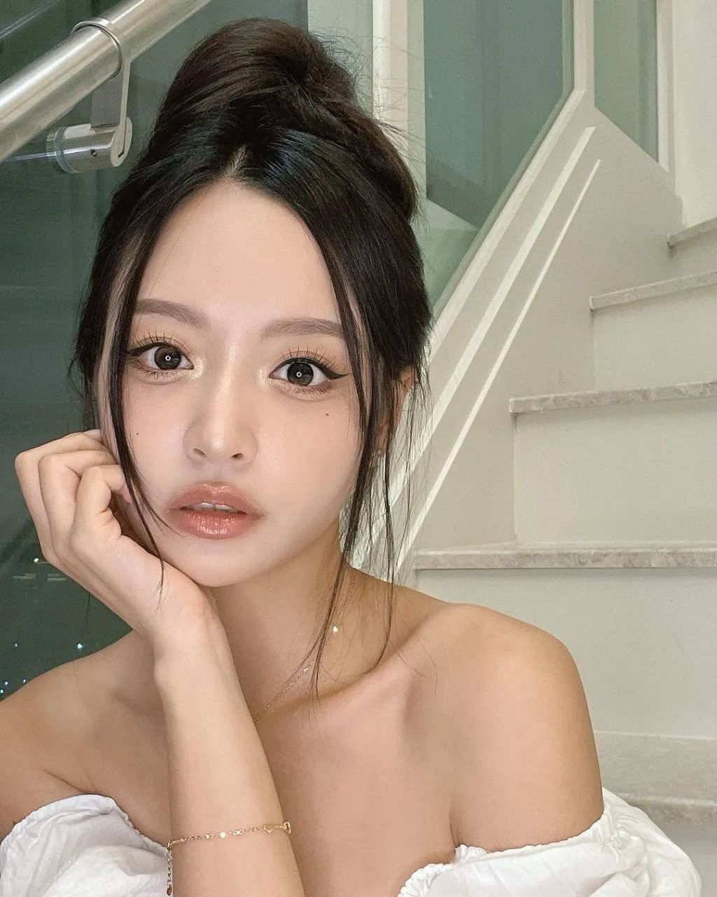 Phong cách trang điểm thu hút. Phong cách trang điểm thu hút.