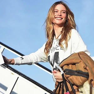 Behati Prinsloo – Giản dị vẫn xinh đẹp