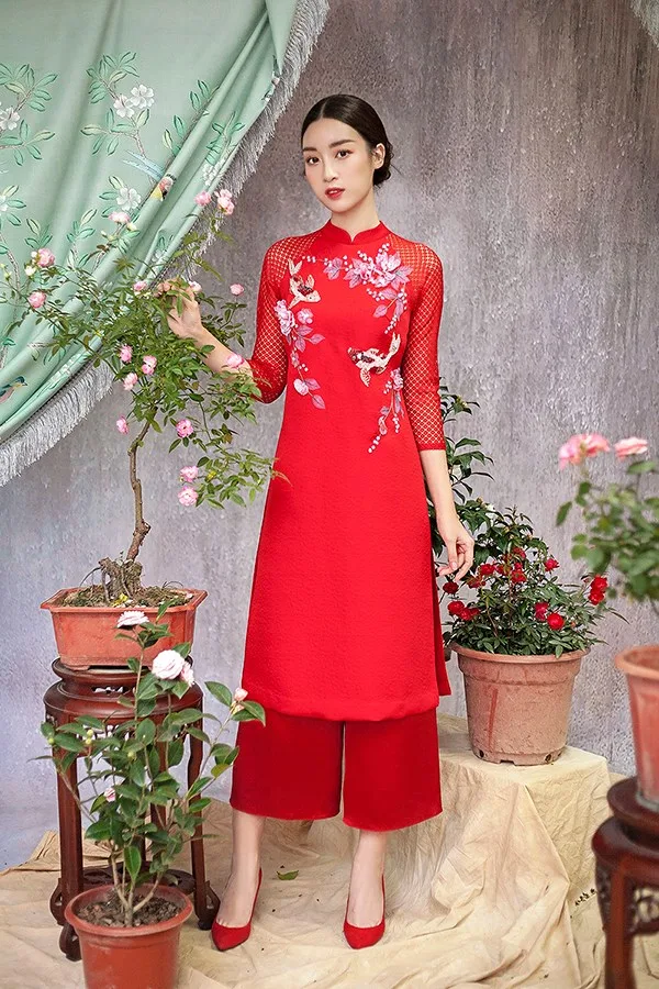 Dàn sao Việt hưởng ứng xu hướng áo dài theo từng dịp Tết truyền thống ra sao? Dàn sao Việt hưởng ứng xu hướng áo dài theo từng dịp Tết truyền thống ra sao?