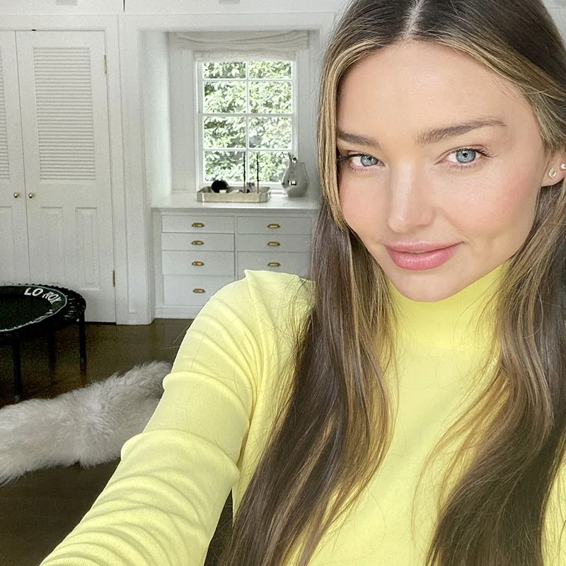 Miranda Kerr dùng dầu ô liu