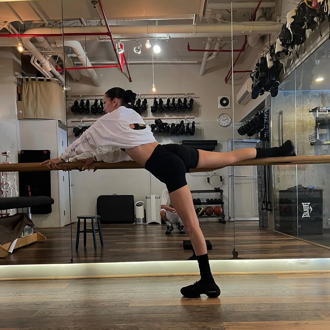 cung thiên bình bella hadid