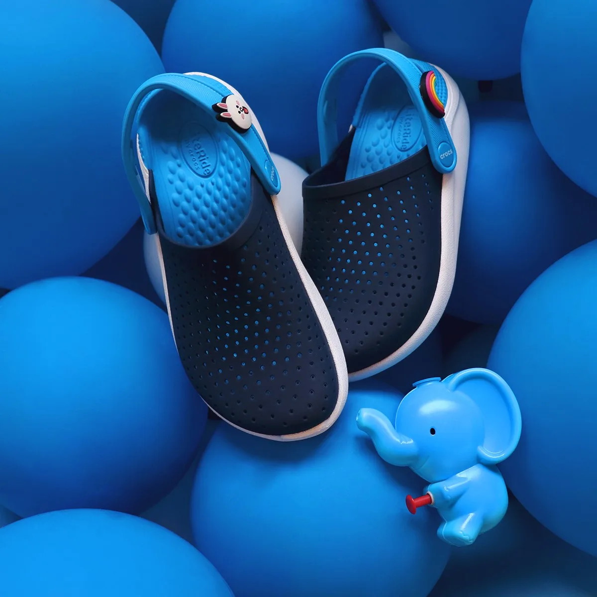 Crocs Literide xanh dương đậm