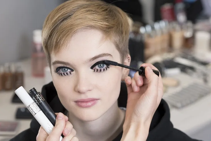 phong cách trang điểm Dior 02 phong cách trang điểm Dior 02
