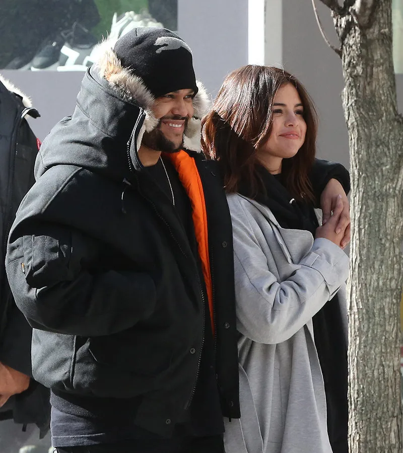 Selena Gomez & The Weeknd dọn về cùng một nhà Selena Gomez & The Weeknd dọn về cùng một nhà
