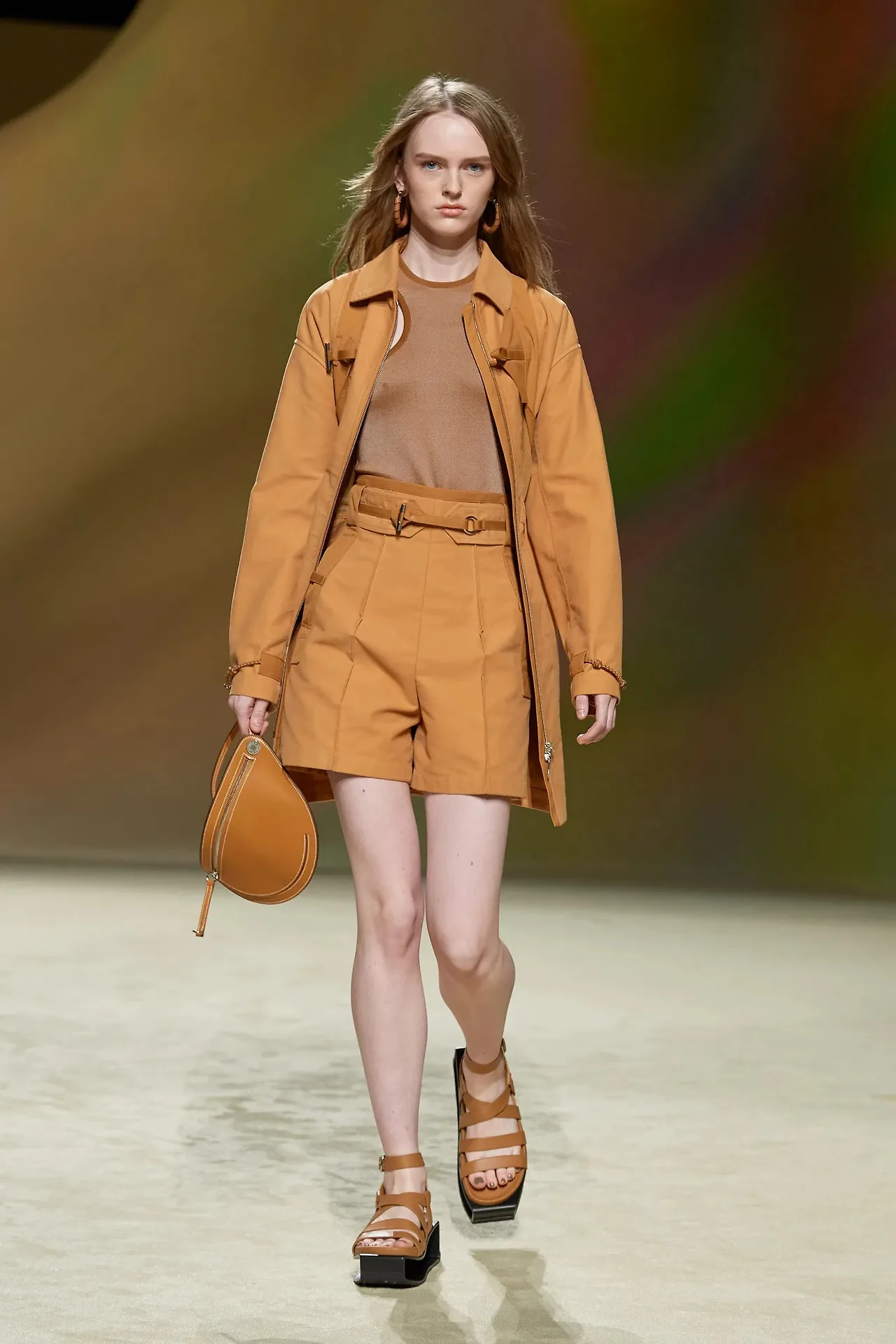 Hermès Xuân Hè 2023 look 2