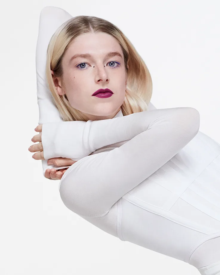 Hunter Schafer đã trở thành Đại sứ Thương hiệu Toàn cầu cho SHISEIDO Makeup Hunter Schafer đã trở thành Đại sứ Thương hiệu Toàn cầu cho SHISEIDO Makeup