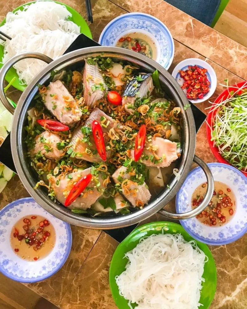 lẩu cá đuối ẩm thực