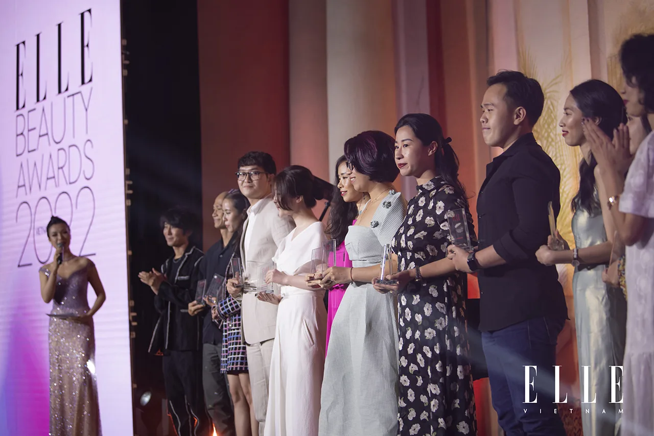 trao giải các hạng mục ELLE Beauty Awards 2022 trao giải các hạng mục ELLE Beauty Awards 2022