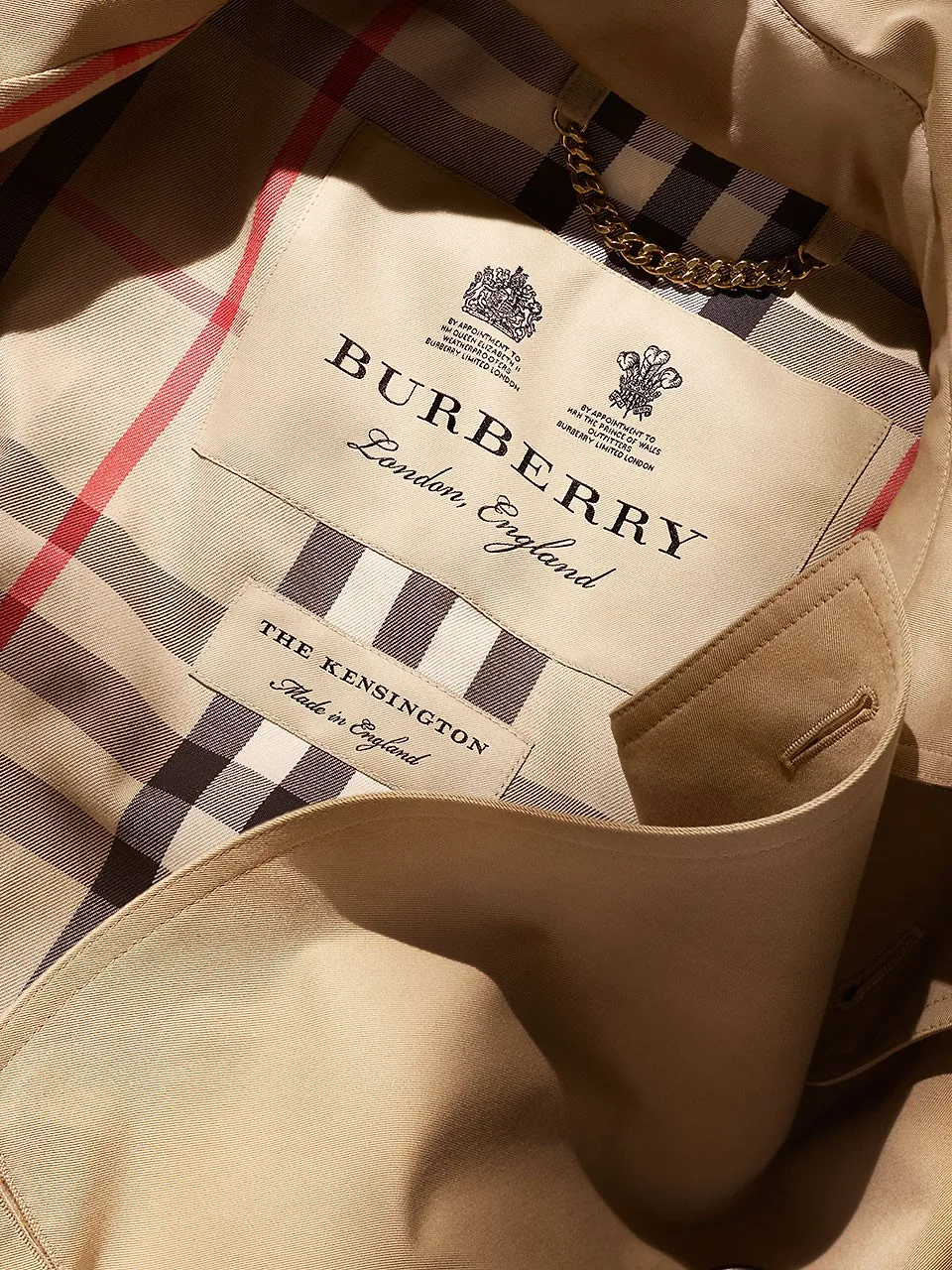 thương hiệu burberry thay đổi biểu tượng 4