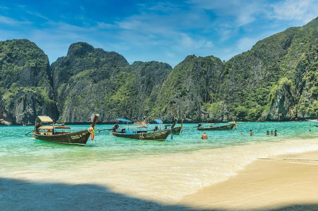 phi phi islands