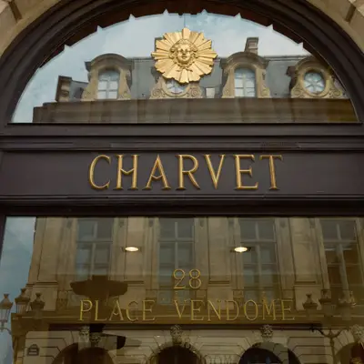 Chanel mua lại Charvet, nhà may sơ mi lâu đời nhất nước Pháp