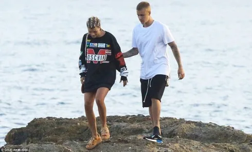 Justin Bieber và Sophia Richie đã “đường ai nấy đi”- ELLE VN