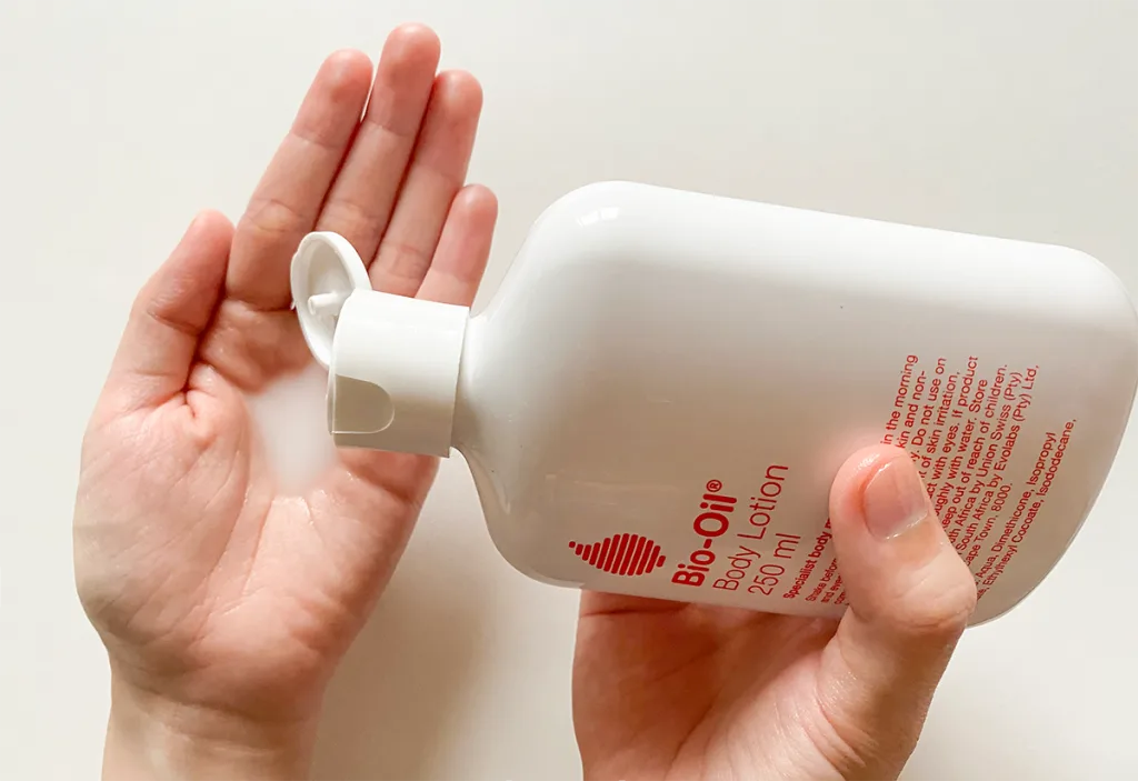 Bio Oil Body Lotion chính là sự kết hợp độc đáo và tiên phong về cấp độ mỏng nhẹ, không nhờn mà hiệu quả dưỡng ẩm vượt trội. Bio Oil Body Lotion chính là sự kết hợp độc đáo và tiên phong về cấp độ mỏng nhẹ, không nhờn mà hiệu quả dưỡng ẩm vượt trội.