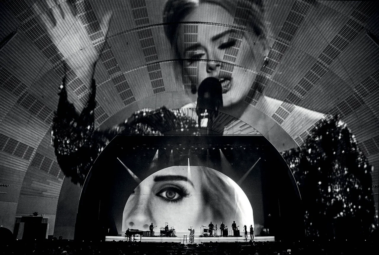 Es Devlin thiết kế sân khấu Adele World Es Devlin thiết kế sân khấu Adele World