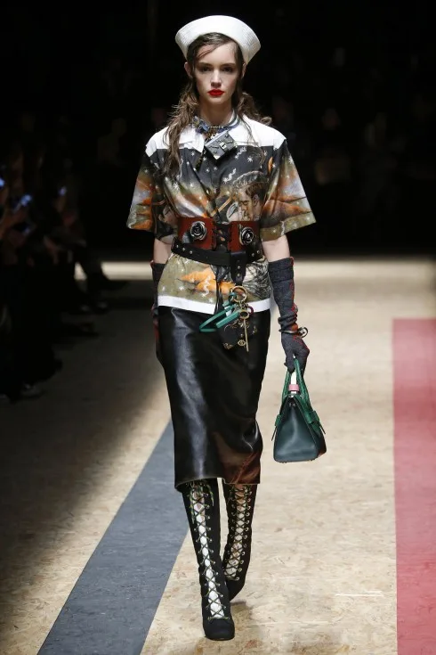 Một mẫu thiết kế trong BST Thu-Đông của Prada