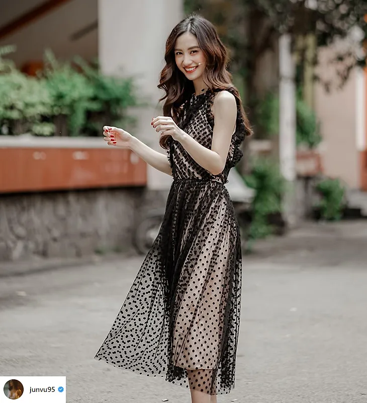 elle việt nam elle style calendar trang phục xuyên thấu 9