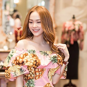 Minh Hằng mạnh tay shopping tại Dolce & Gabbana sau scandal