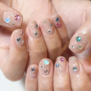 Đón năm mới 2026 với các mẫu nail đơn giản