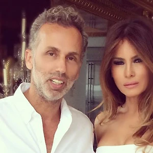 Mái tóc của Đệ nhất Phu nhân Melania Trump chỉ giao cho một nhà tạo mẫu duy nhất