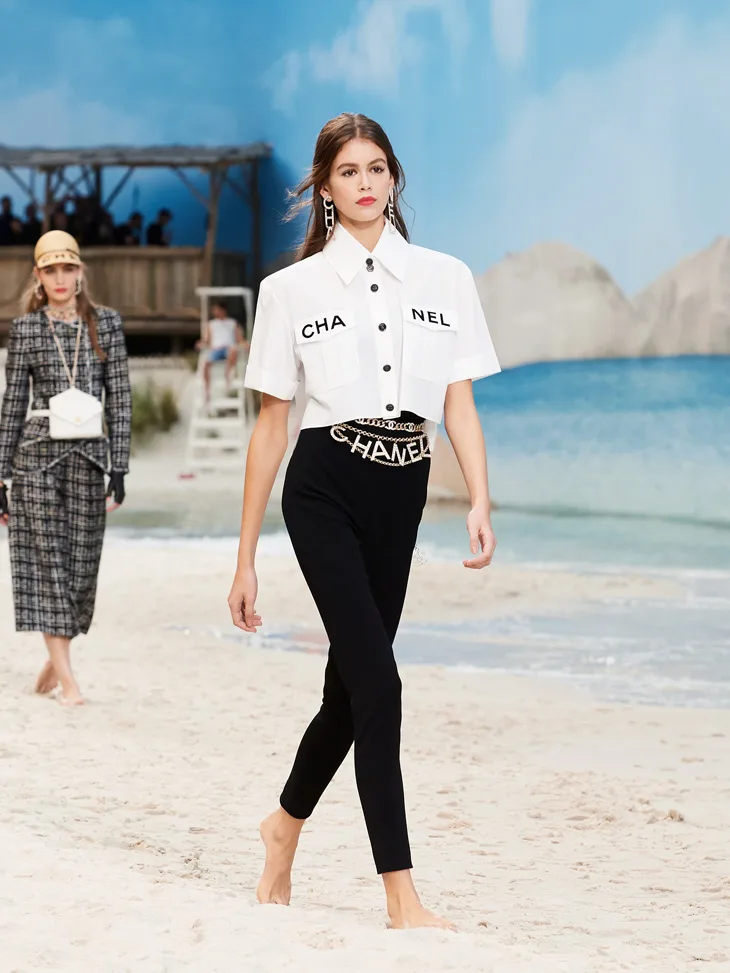 Người mẫu trình diễn Chanel Xuân Hè 2019