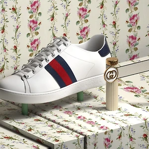 Gucci thực hiện chương 2 của dự án #24HourAce kỷ niệm giày sneakers Ace