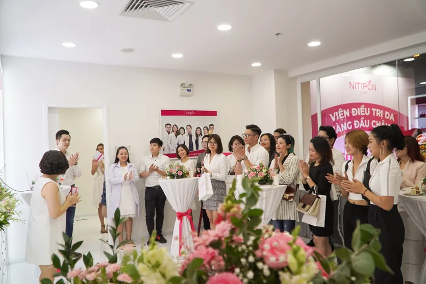 Nitipon Clinic 01