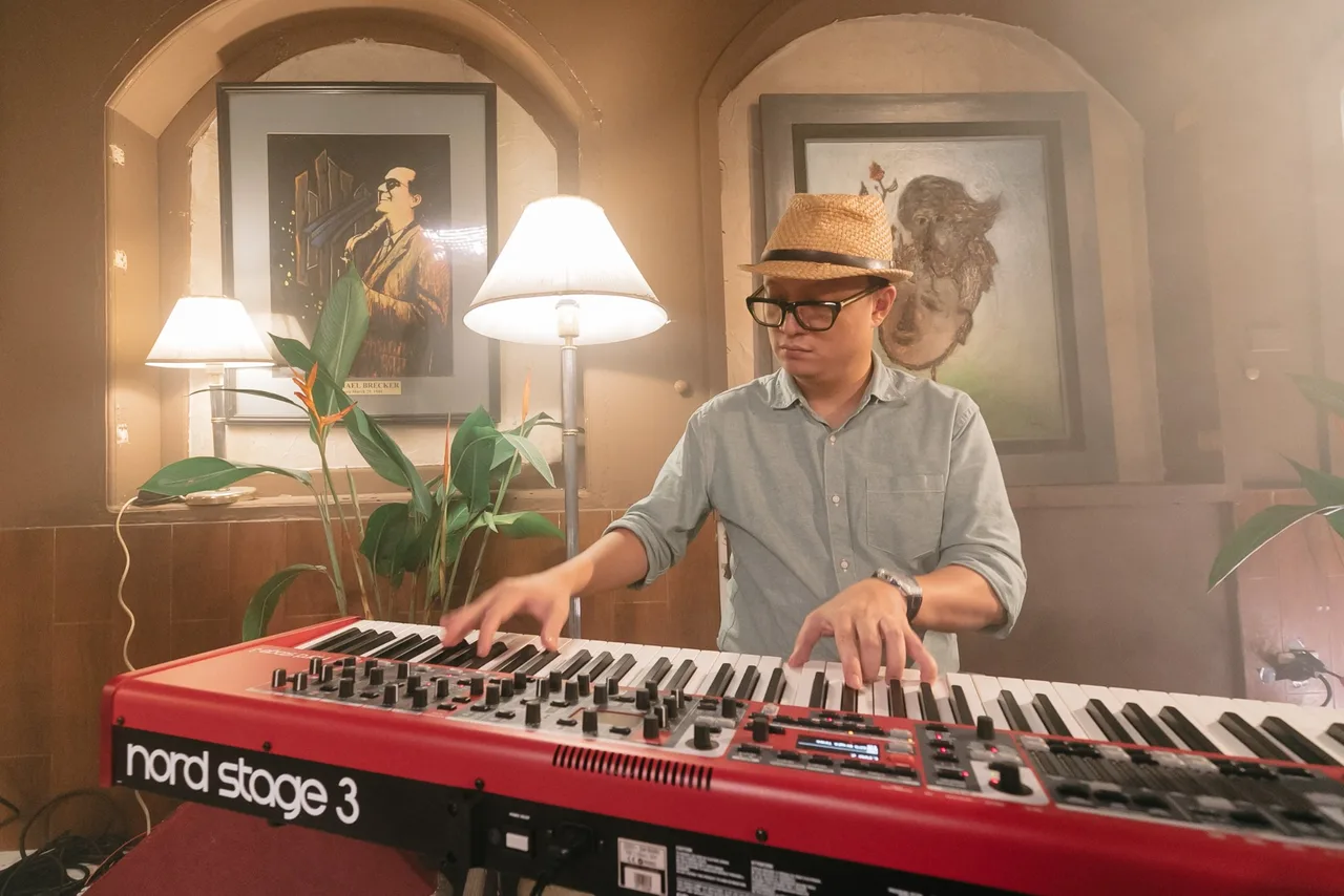 Pianist Tuấn Nam trong Rhythm Trip (Home) Concert