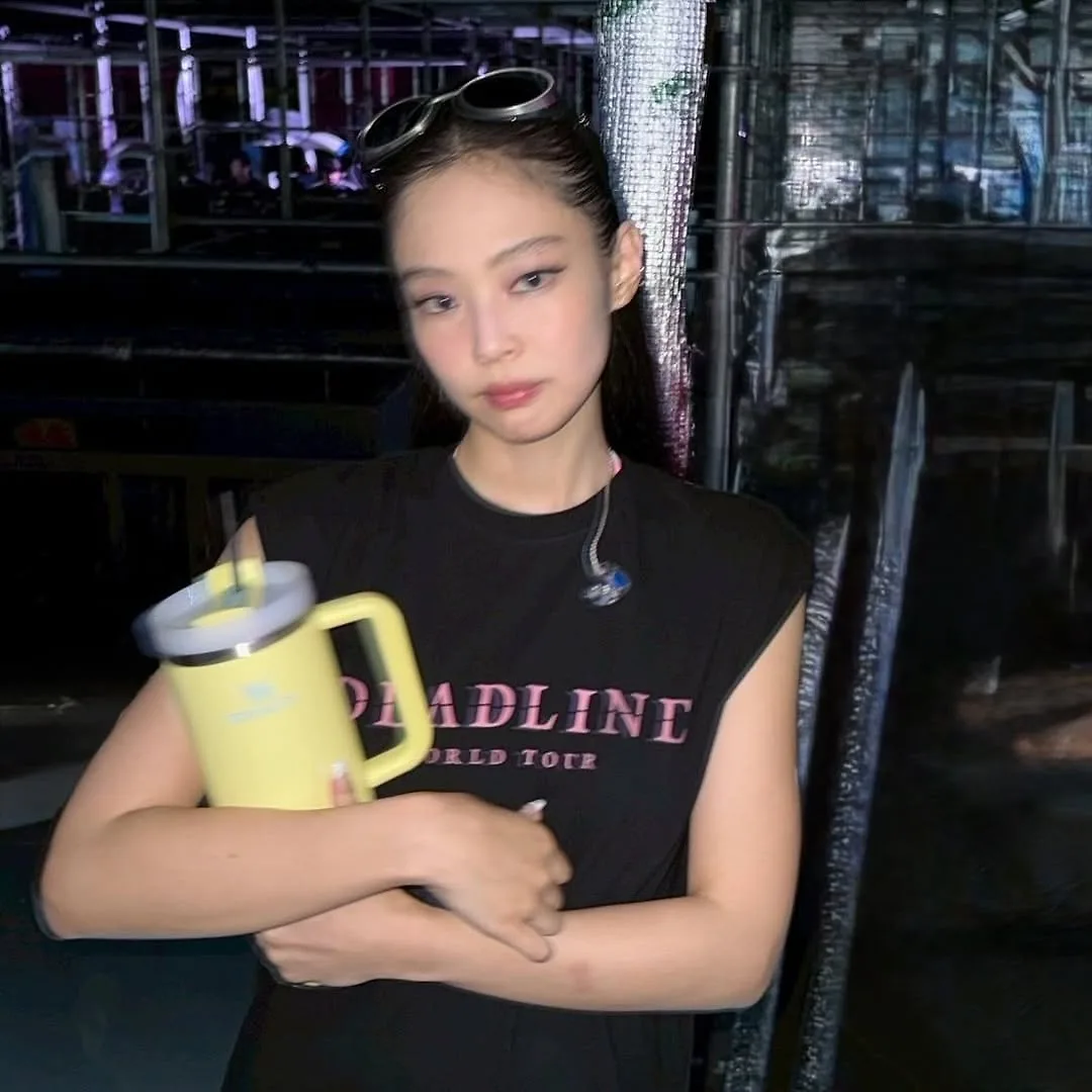áo thun merch DEADLINE