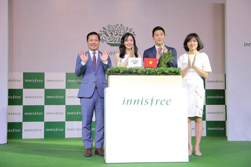 innisfree Yoona - elle vietnam 23