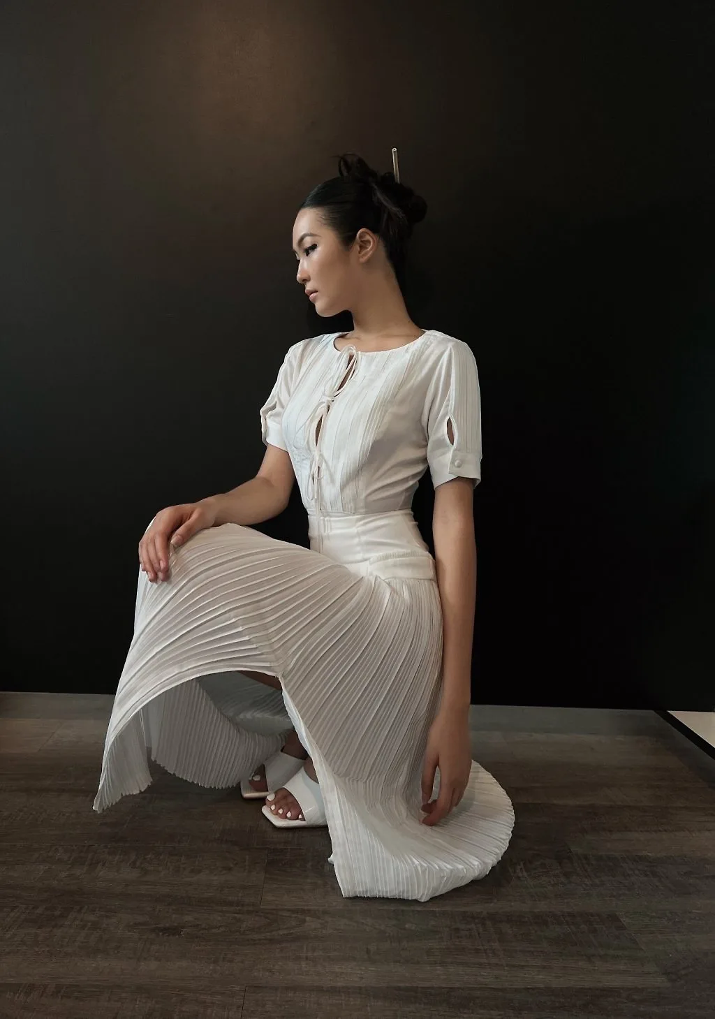 áo và váy trắng của latui mantra 04
