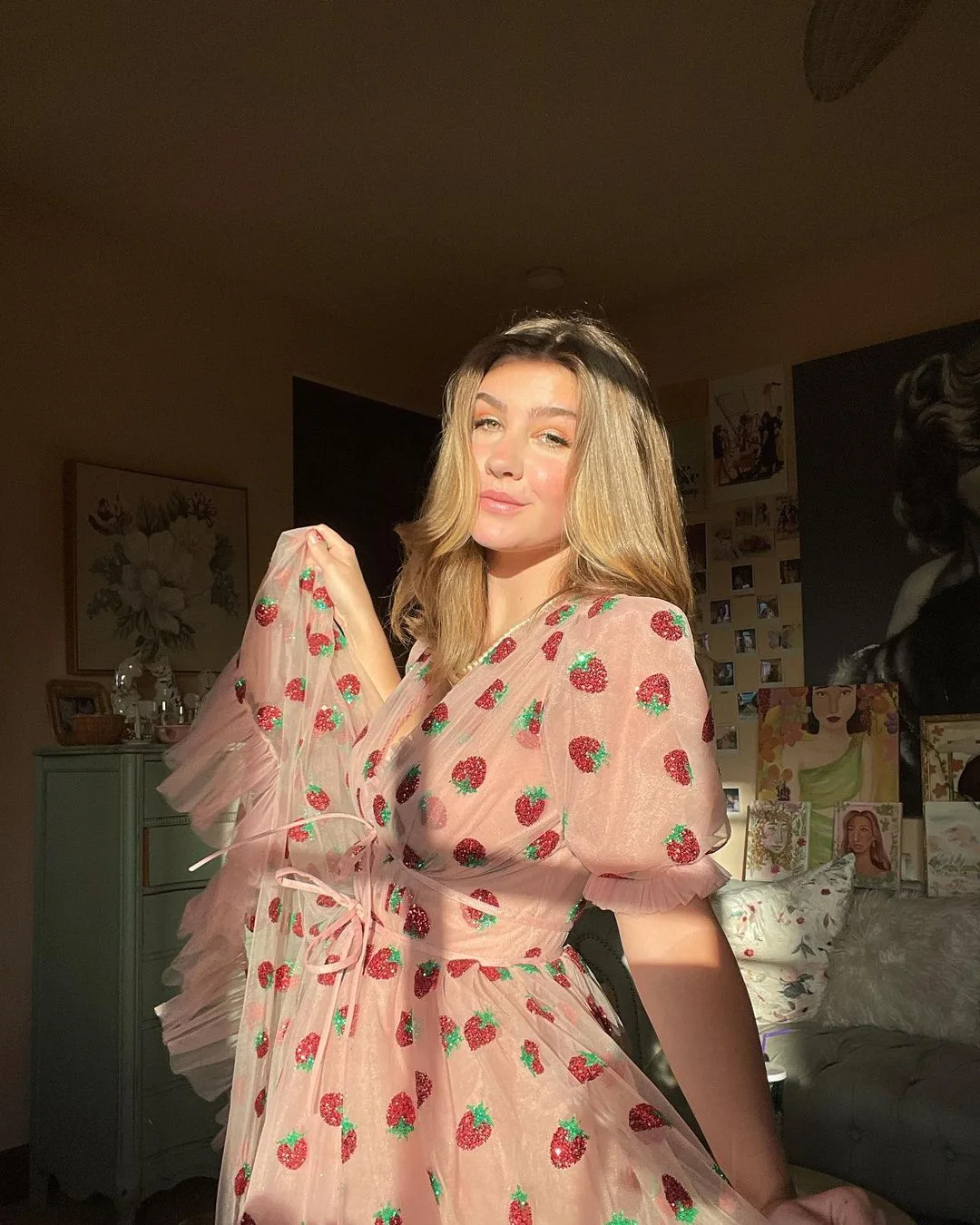 Strawberry dress - chiếc váy hot tiktok