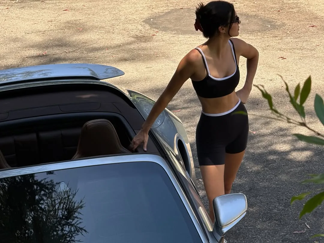 Kendall diện quần legging ngắn