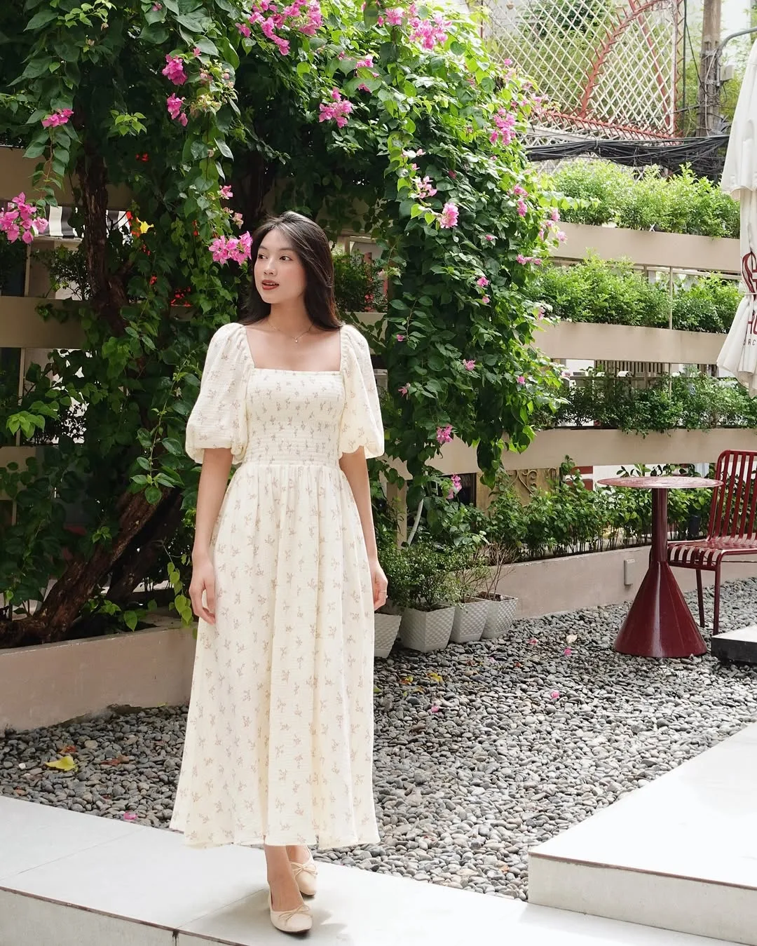 váy tay bồng hoa nhí
