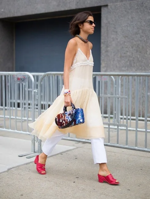 dam-hai-day-street-style-new-york-elle-vn-2017 (10)