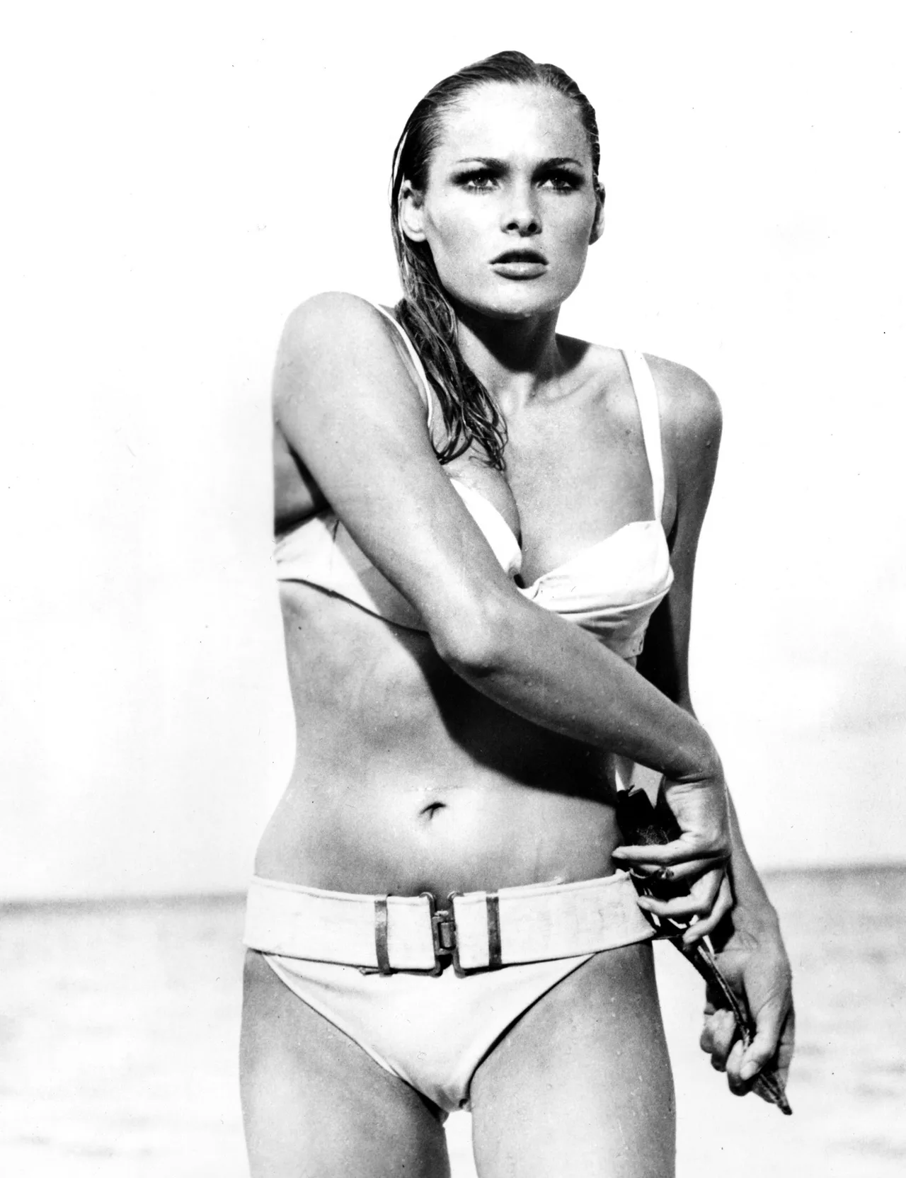 Ursula Andress trong bộ phim Dr.No