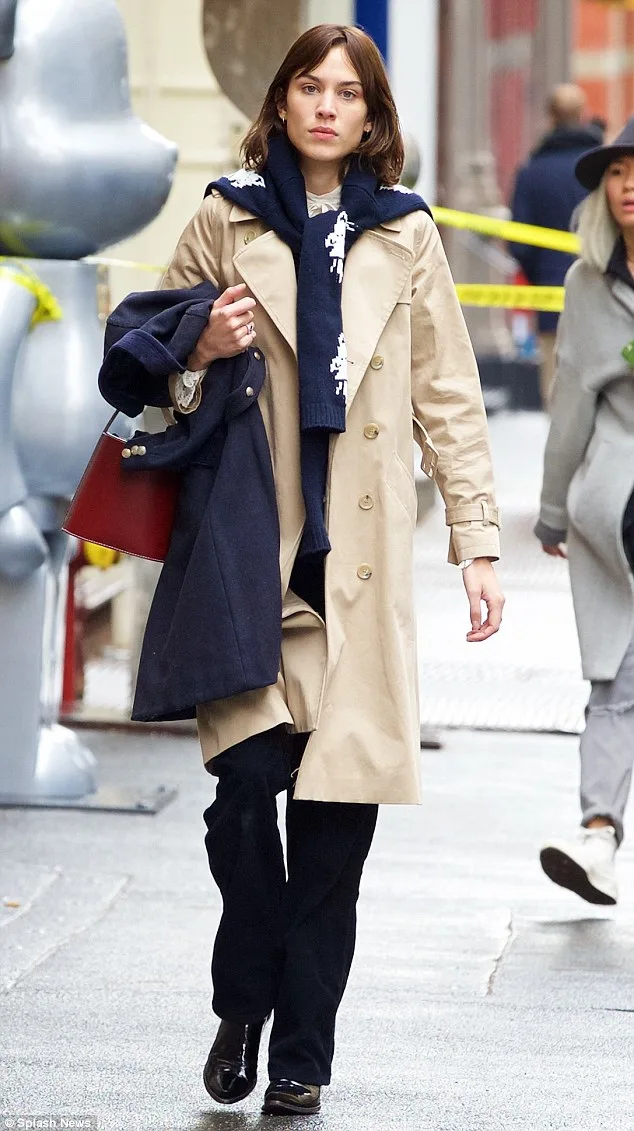 áo khoác nữ - trench coat